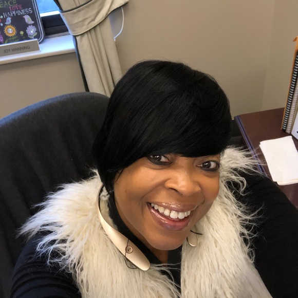 Meet your Posher, Joy - Picture 3 of 6